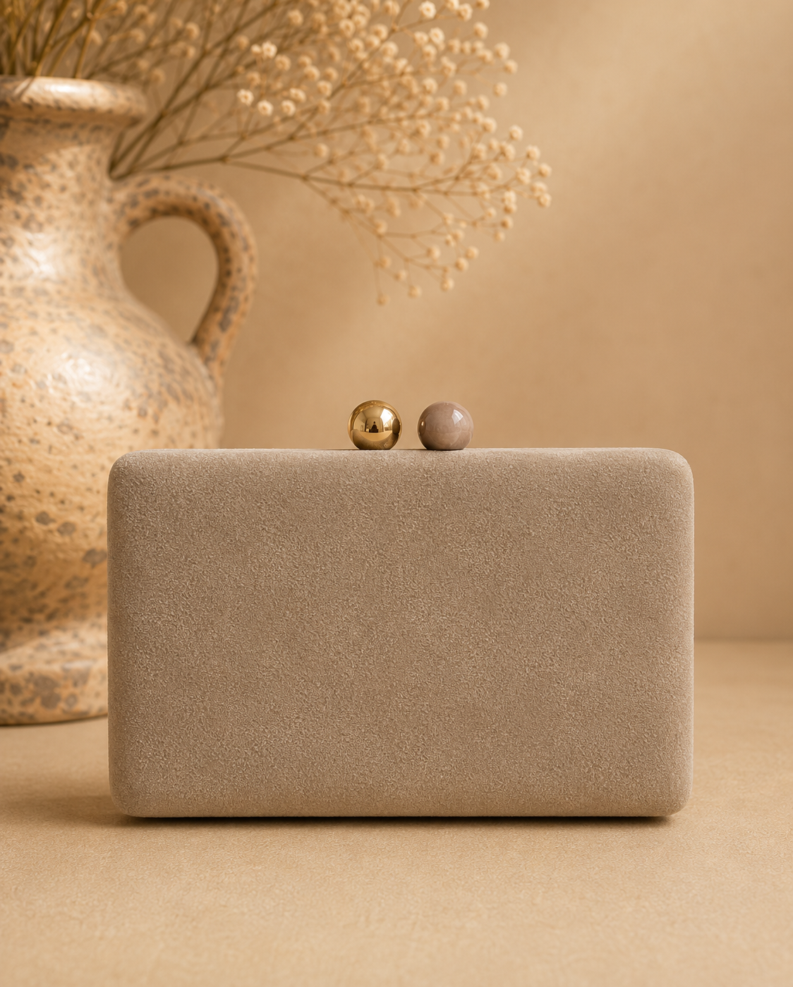 Clutch Shiraz. Taupe.