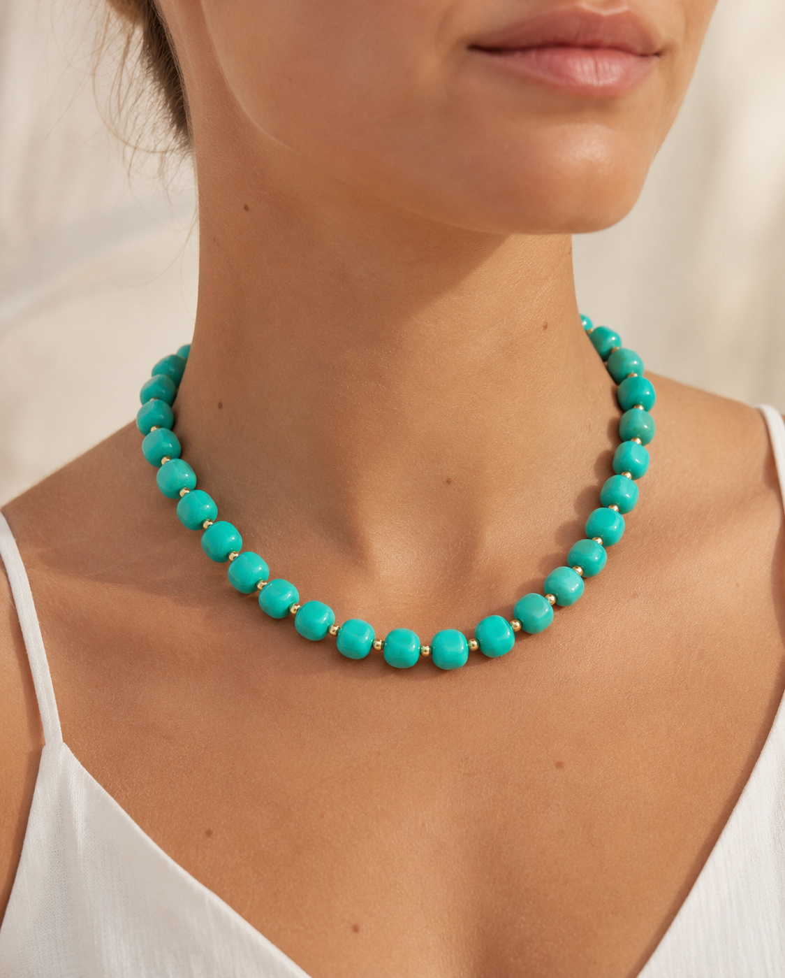 Collar Turquesa Intenso.