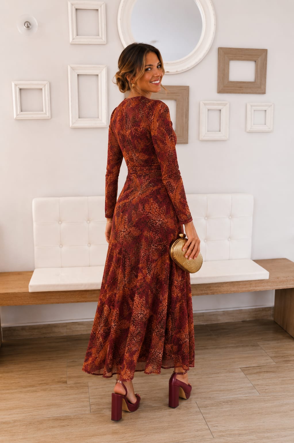 Vestido Carlota. Burdeos, Teja, Terracota, Óxido, Marrón chocolate y pequeños toques Beige.